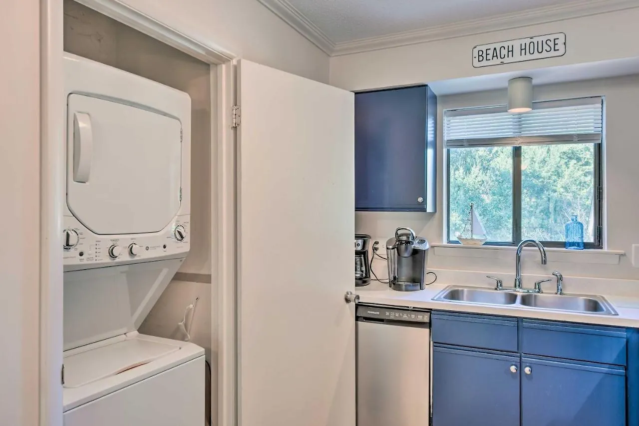 Hilton Head Island Condo With 2 Pools And Hot Tub!